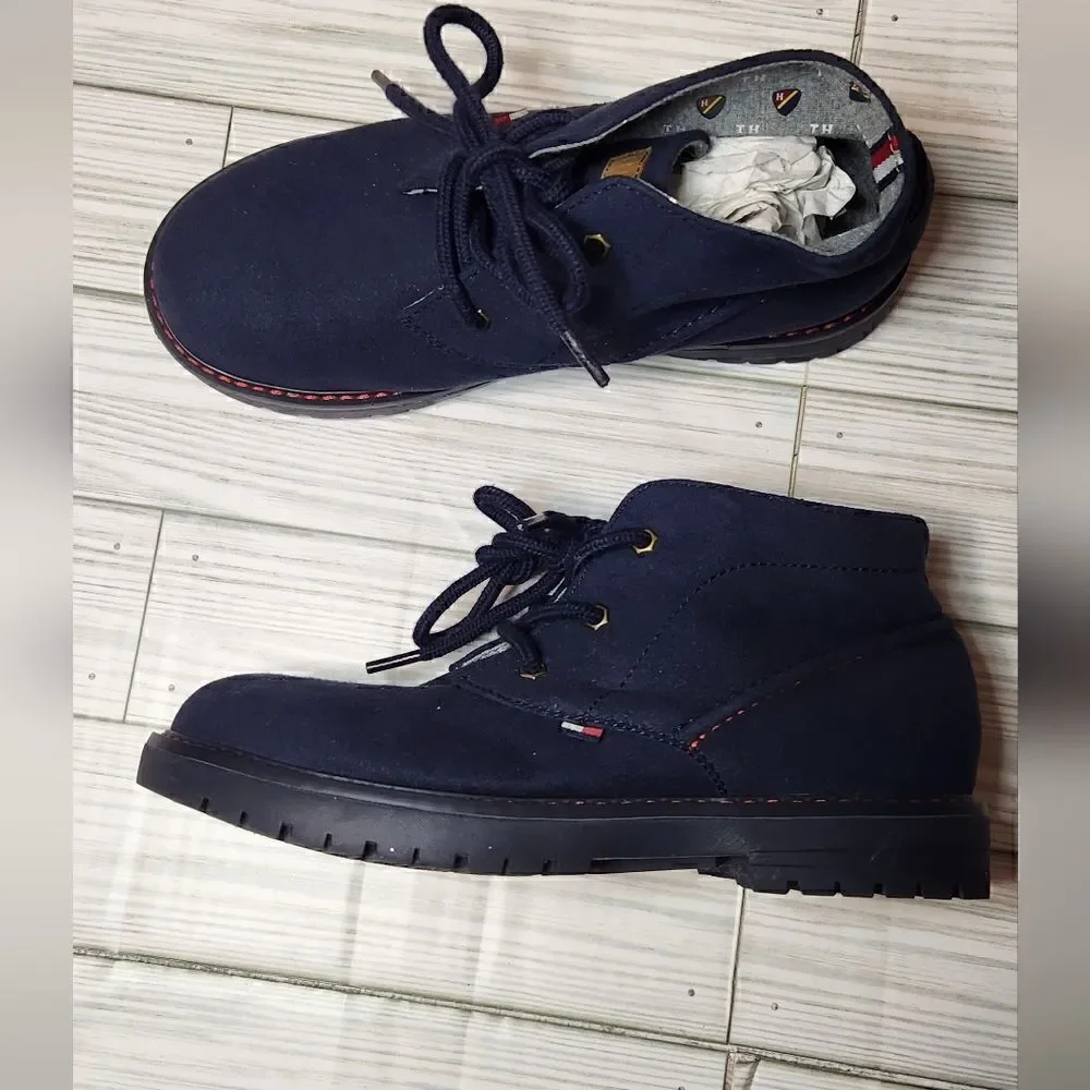 Tommy Hilfiger Navy Bramson Chukka Boot Boy Size 3